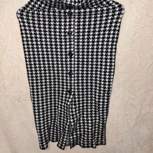 Patterned Tight Fitted Long Skirt